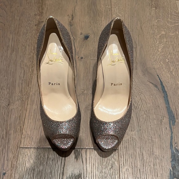 NWOT Christian Louboutin glitter platform heels size 36 - Picture 2 of 3